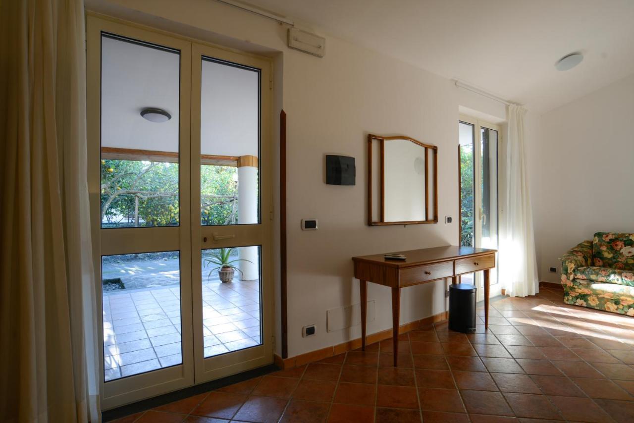 Agriturismo Piccolo Canyon Apartment Piano di Sorrento Exterior foto